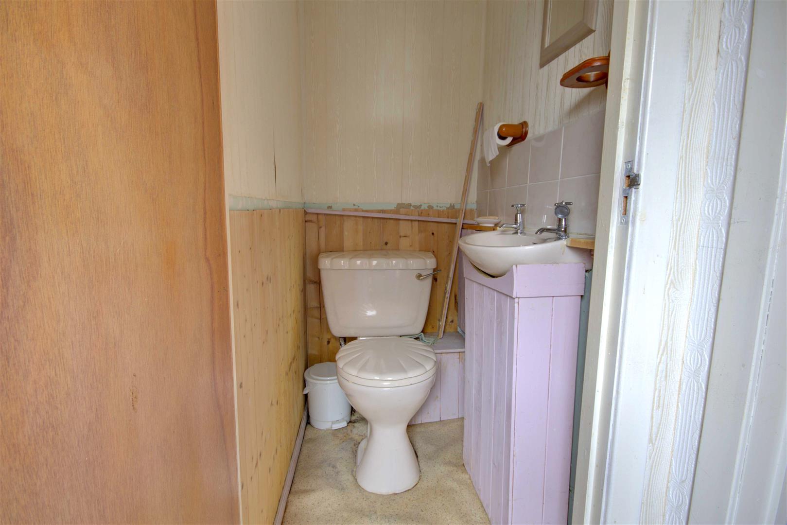 8 Lochalsh Road, Inverness IV3 8HU Monster Moves